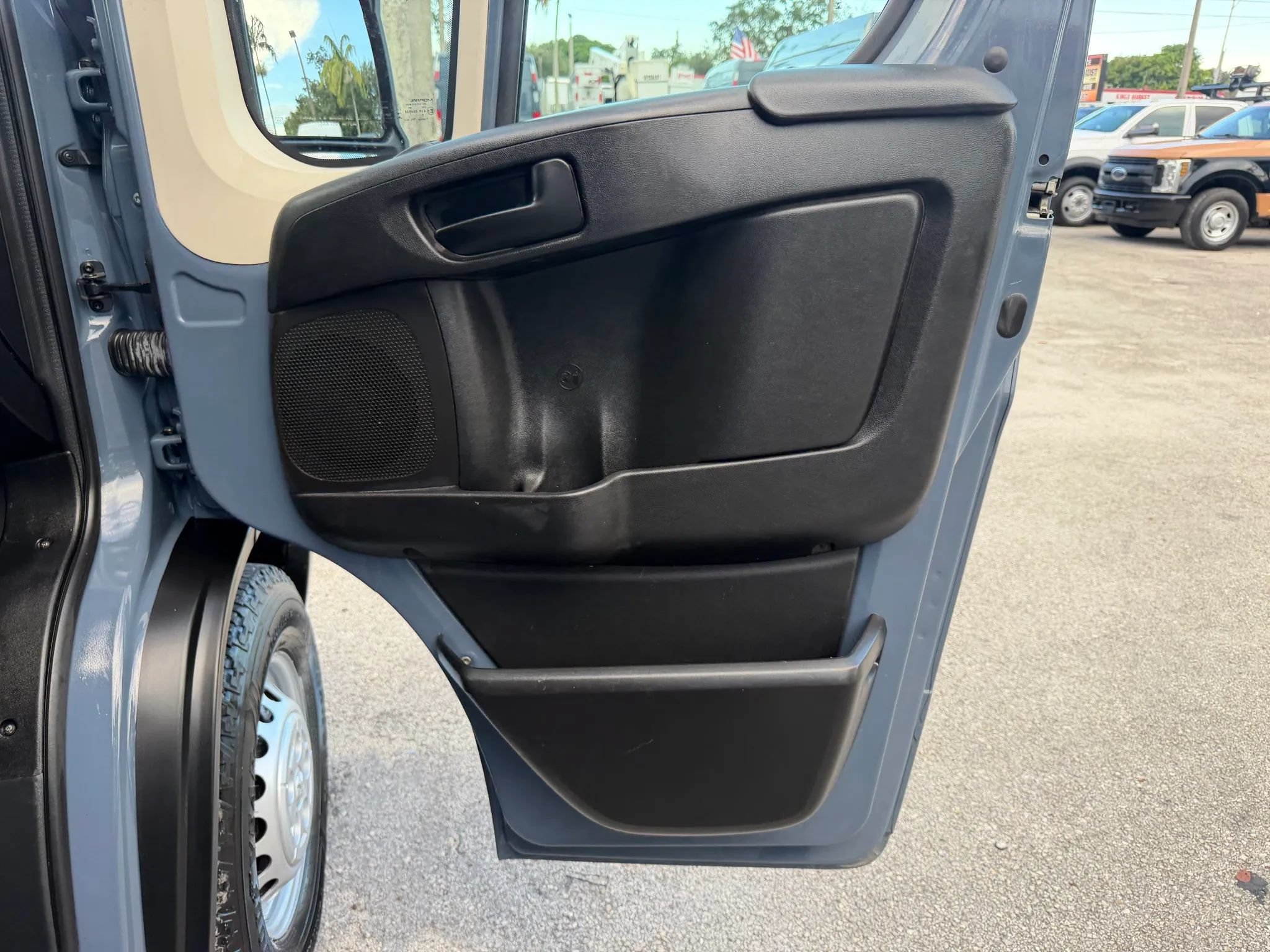 Used 2021 RAM ProMaster 3500 FWD image 16
