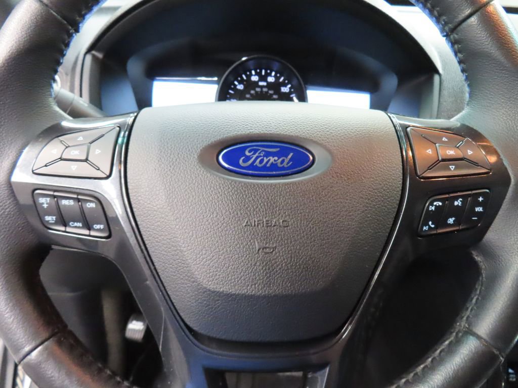 Used 2016 Ford Explorer XLT w/ Equipment Group 202A AWD/4WD image 50