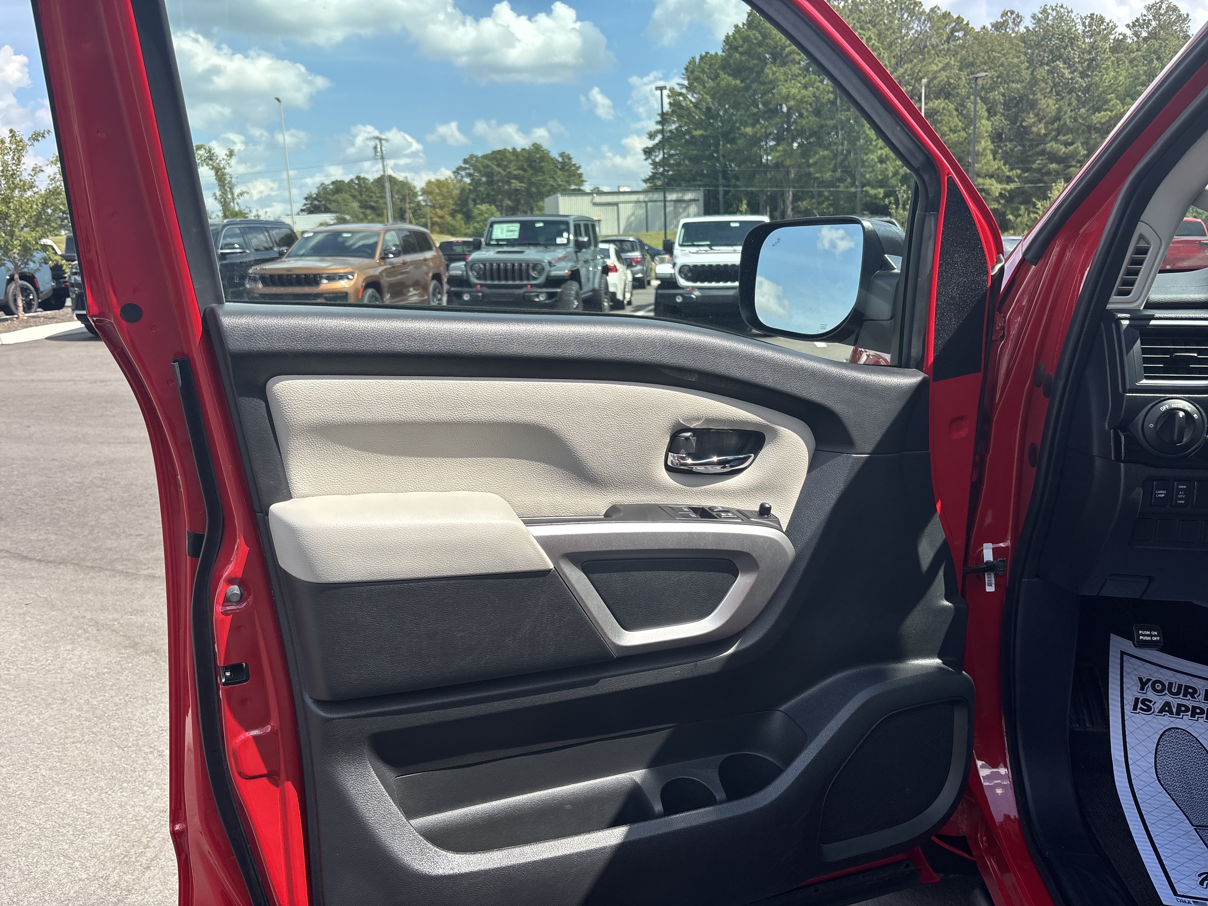 Used 2024 Nissan Titan SV w/ Accessory Utility Package AWD/4WD image 28