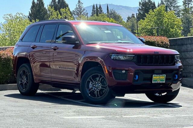 New 2025 Jeep Grand Cherokee Limited 4xe image 2