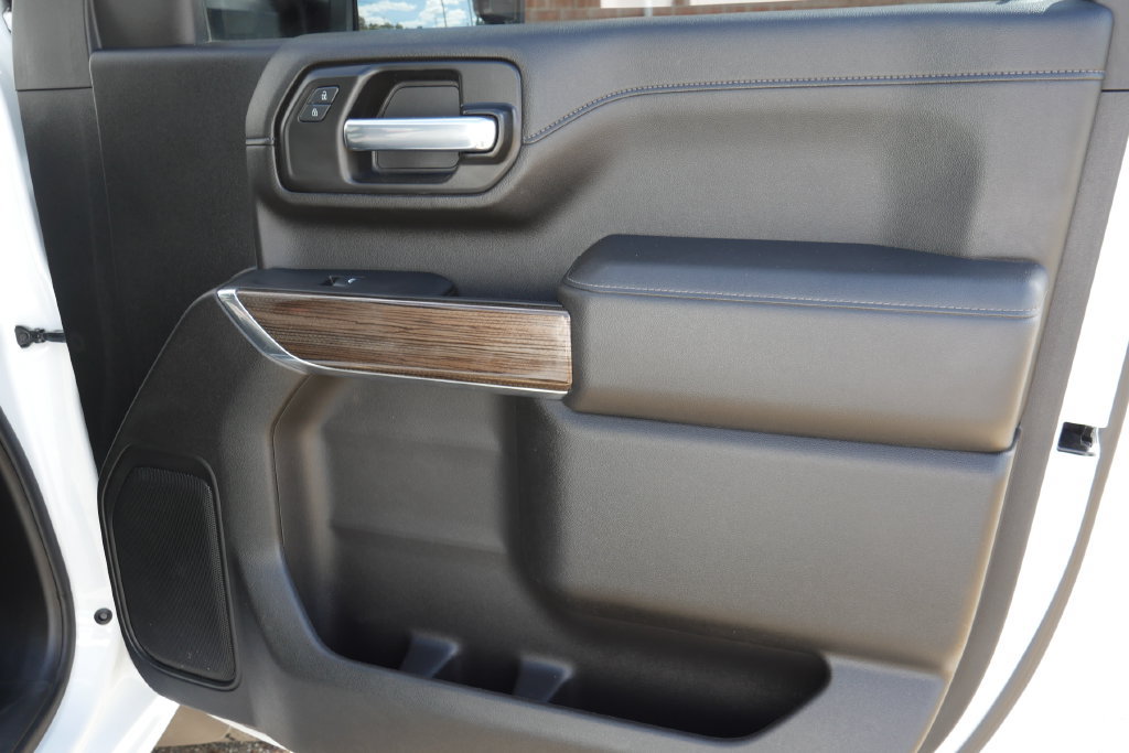 Used 2021 Chevrolet Silverado 3500 LT AWD/4WD image 12