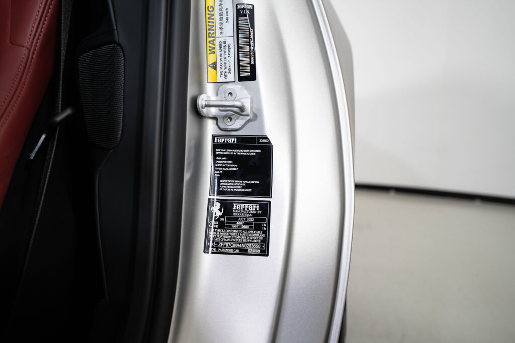Certified 2022 Ferrari 812 GTS RWD image 28