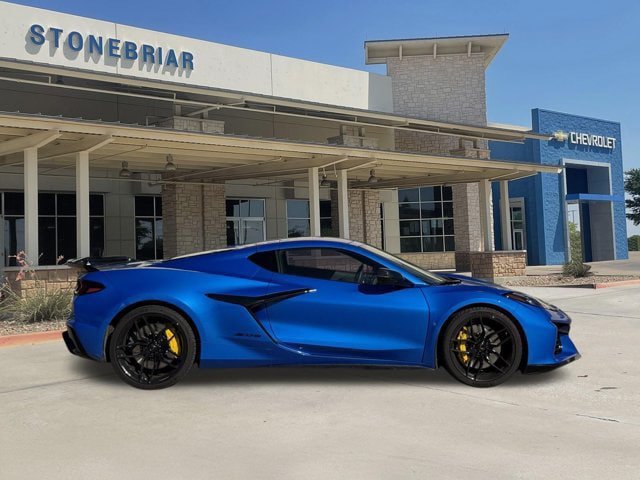 Used 2026 Chevrolet Corvette Z06 w/ Stealth Interior Trim Package RWD image 4