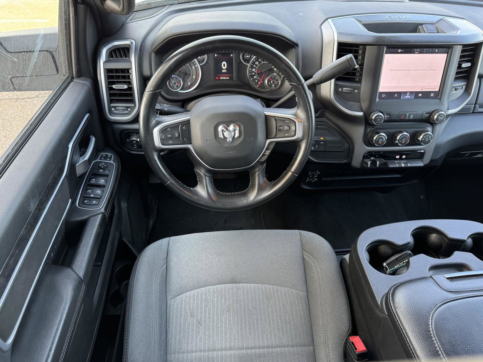 Used 2024 RAM 3500 Big Horn image 25