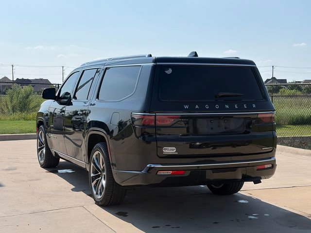 Used 2023 Jeep Wagoneer L Series III w/ Premium Group I AWD/4WD image 7