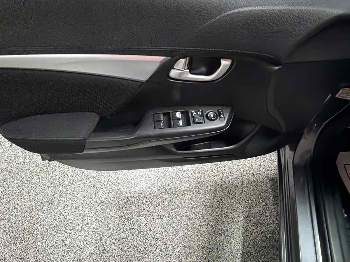 Used 2015 Honda Civic EX image 13