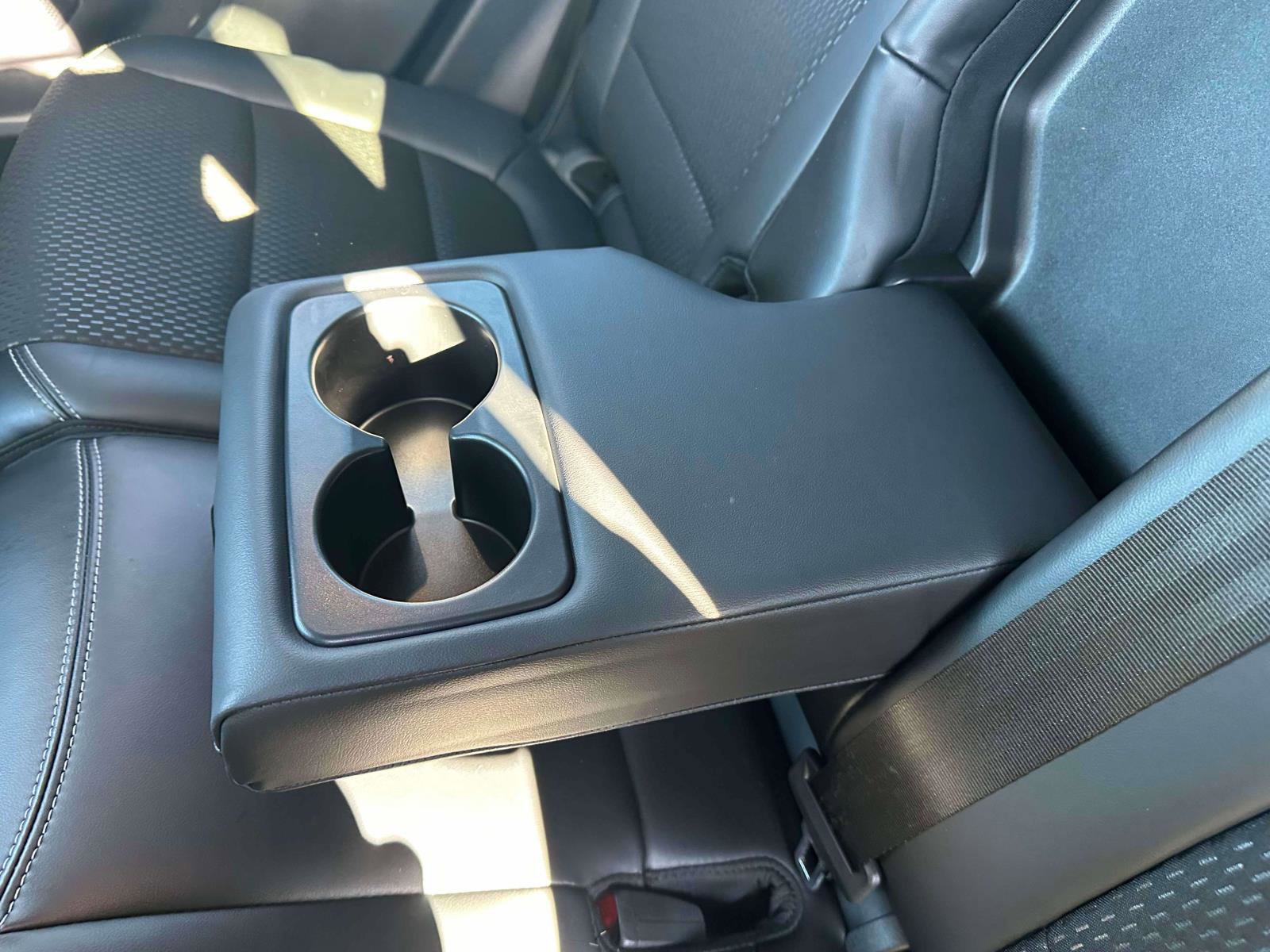 Used 2024 Ford Escape SE image 10