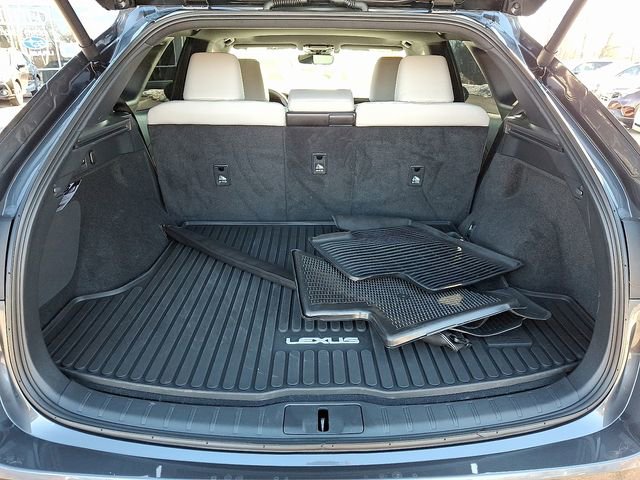Used 2025 Lexus RX 350h 350h w/ Accessory Package image 29