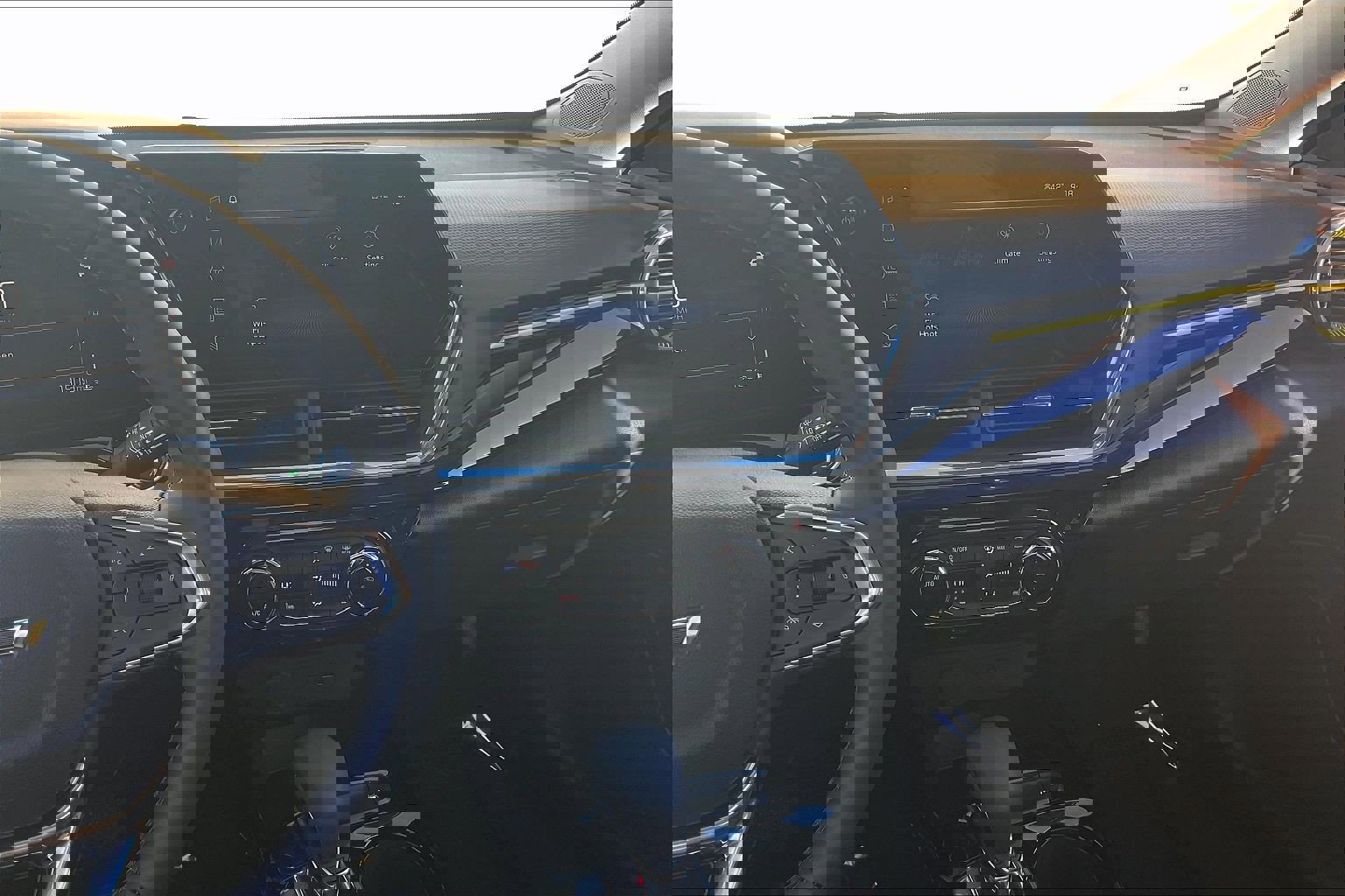 Used 2025 Chevrolet Trax ACTIV image 7