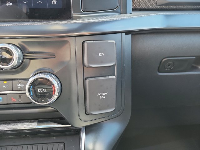 Used 2025 Ford F150 Raptor AWD/4WD image 31