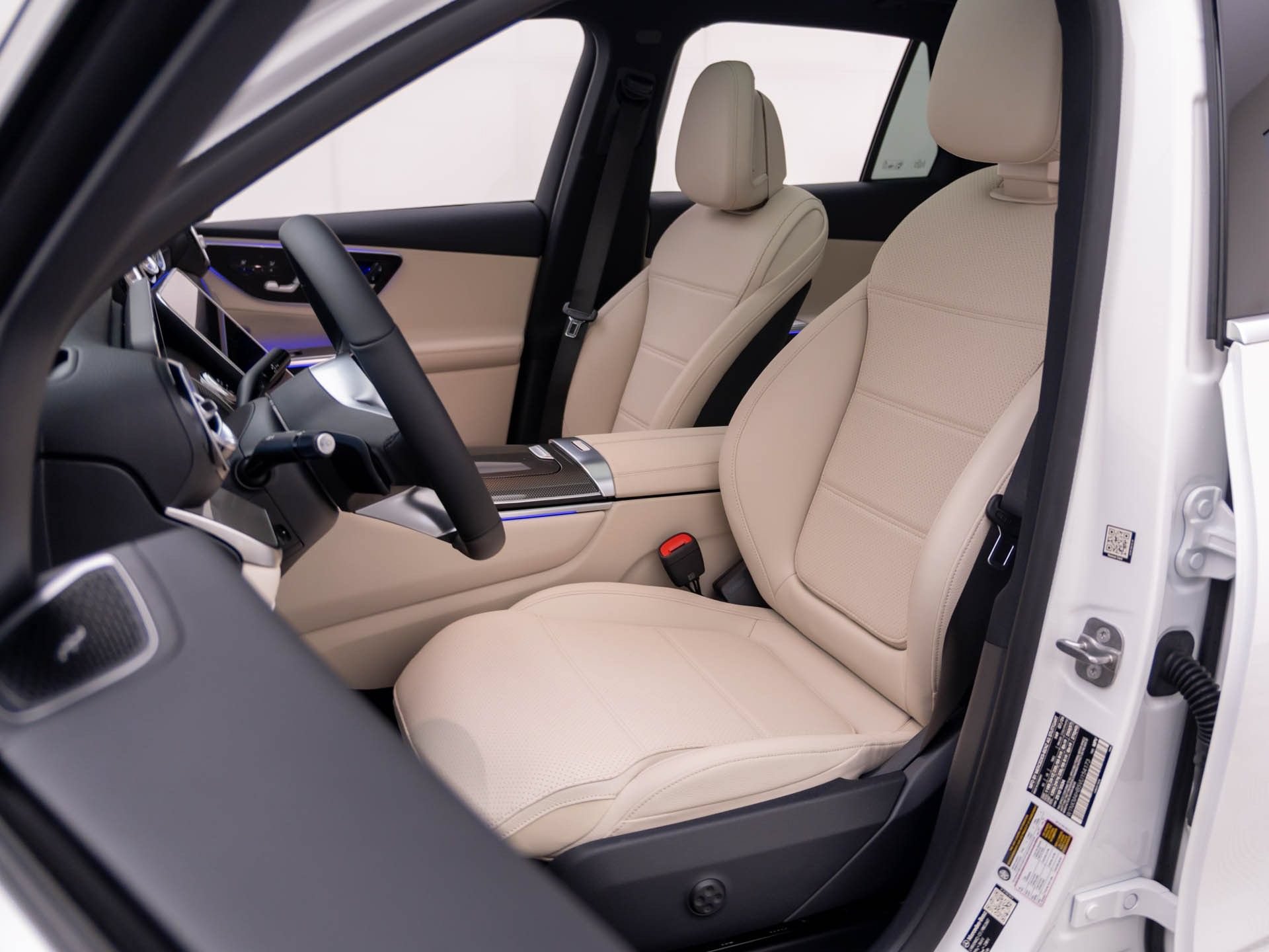 New 2027 Mercedes-Benz GLC 300 4MATIC image 18