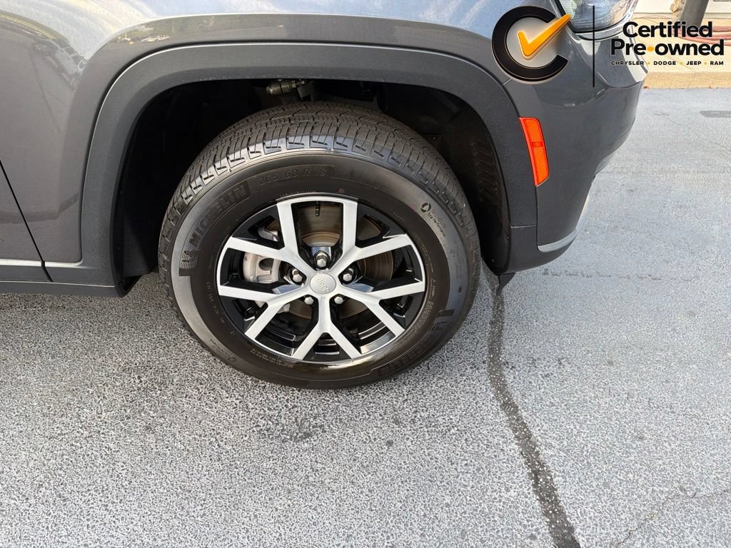 Certified 2025 Jeep Grand Cherokee L Limited w/ Trailer Tow Package RWD image 17
