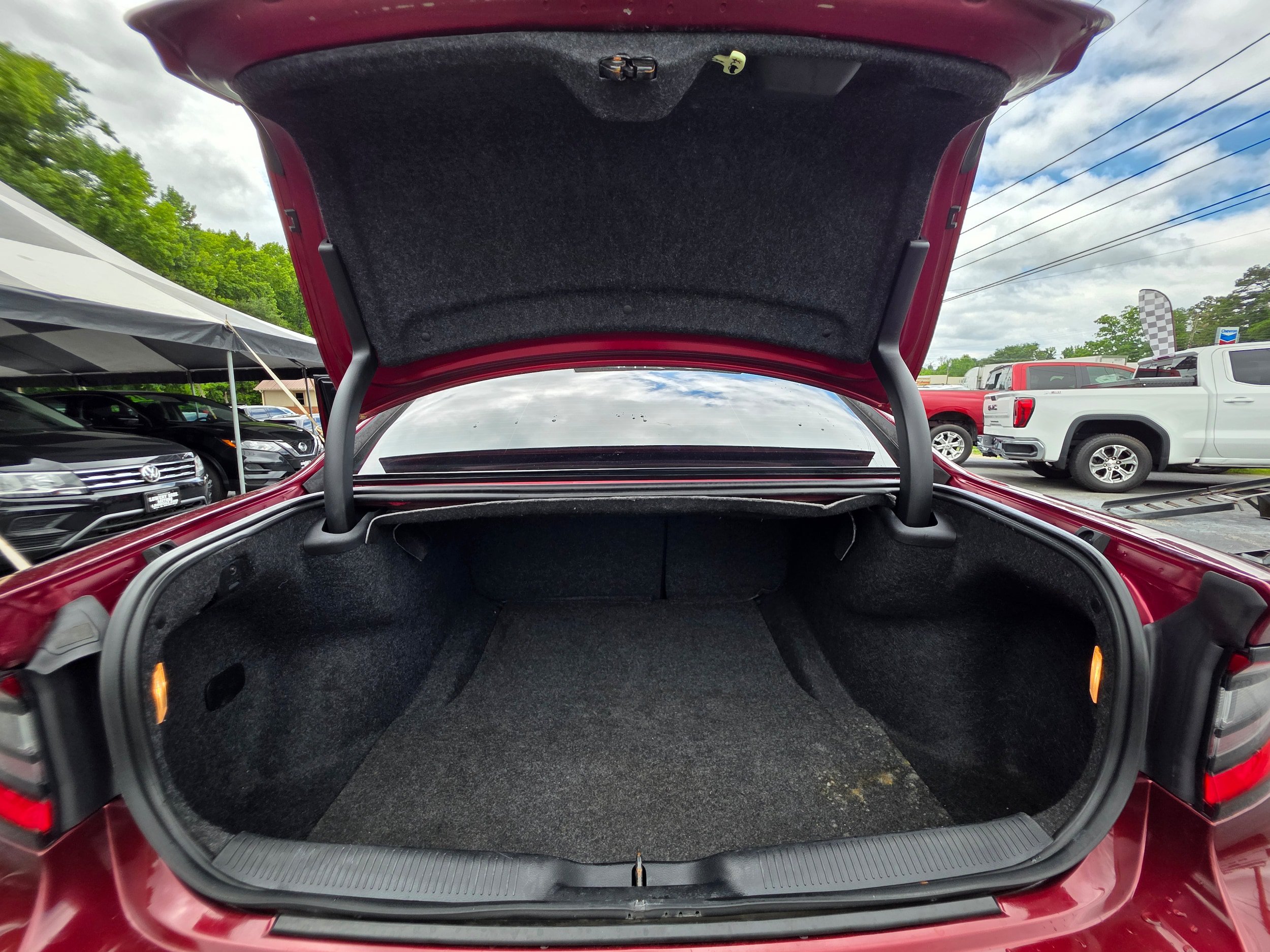 Used 2019 Dodge Charger SXT w/ Leather Interior Group RWD image 22