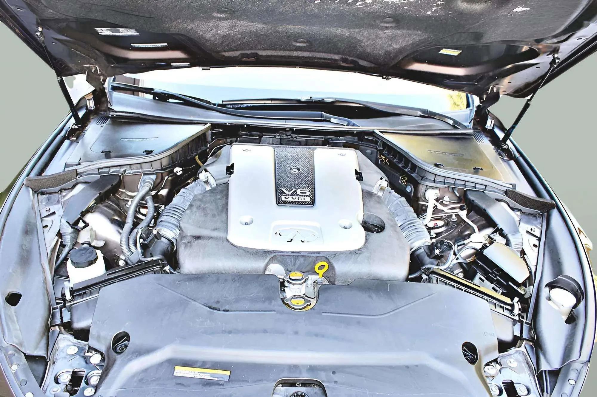 Used 2014 INFINITI Q50 Premium w/ Navigation Package AWD/4WD image 29