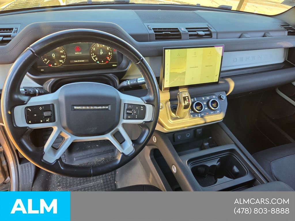 Used 2022 Land Rover Defender 90 X-Dynamic S AWD/4WD image 16
