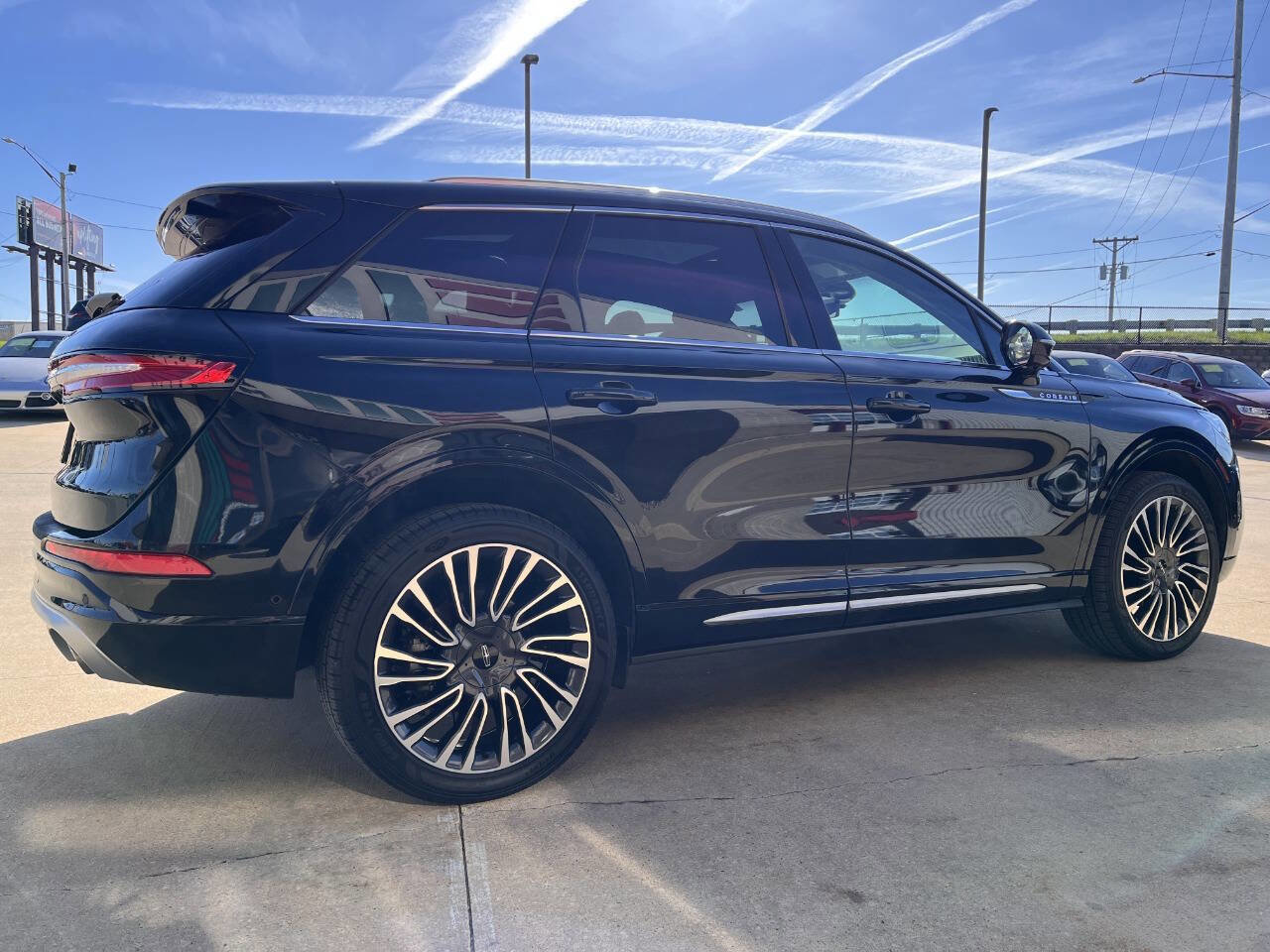 Used 2020 Lincoln Corsair Reserve w/ Equipment Group 201A image 5