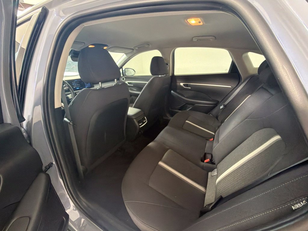 Certified 2025 Hyundai Sonata SEL FWD image 24