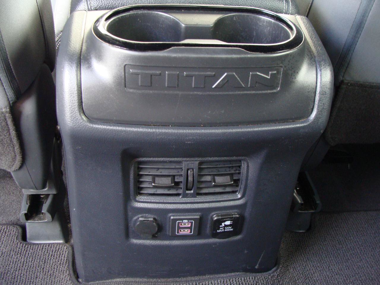 Used 2024 Nissan Titan SV w/ SV Convenience Package AWD/4WD image 32