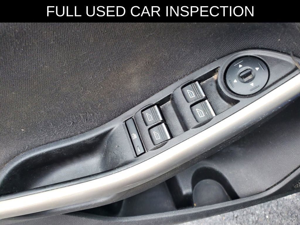 Used 2018 Ford Focus Titanium image 16