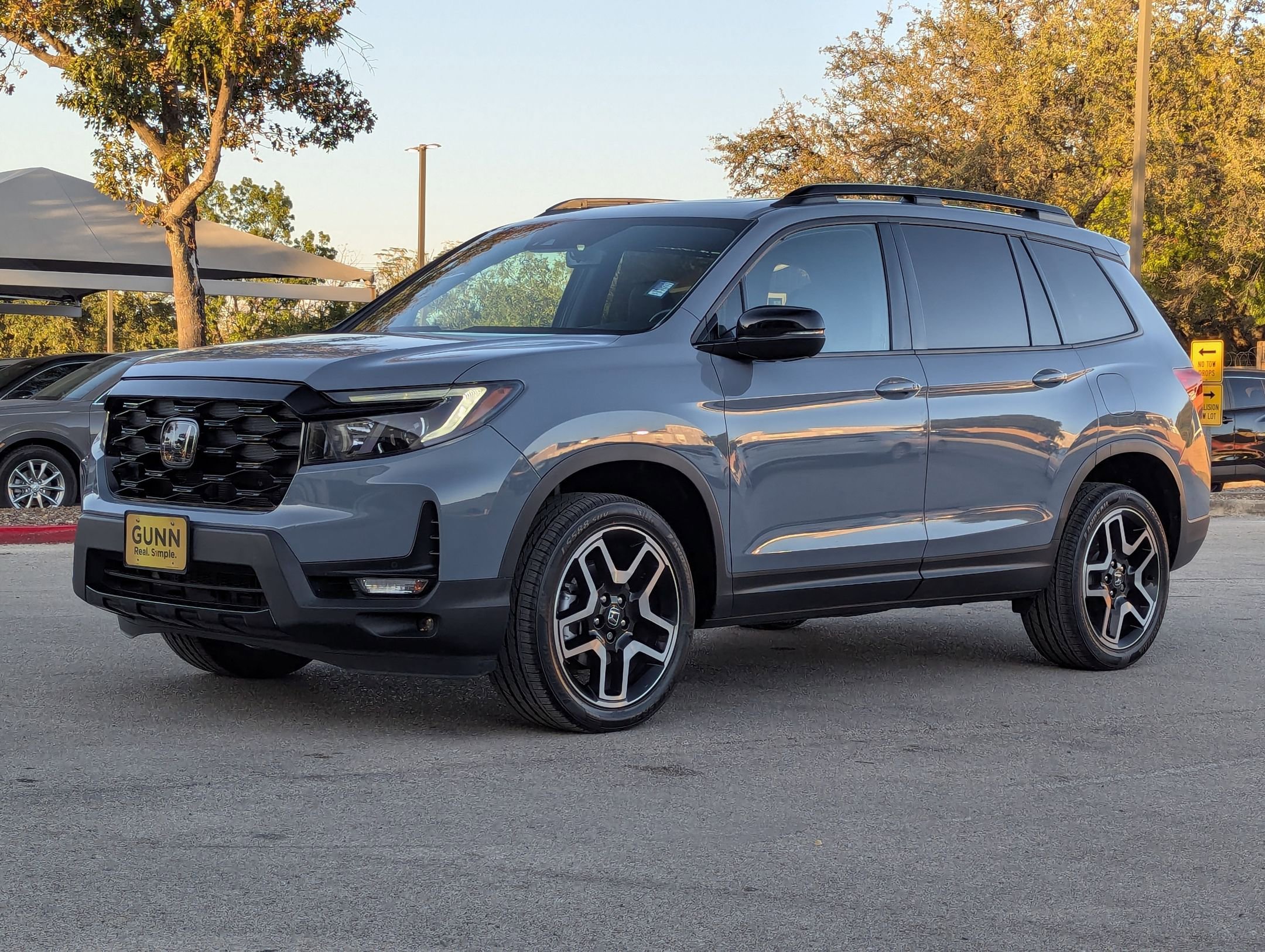 Used 2022 Honda Passport Elite image 8