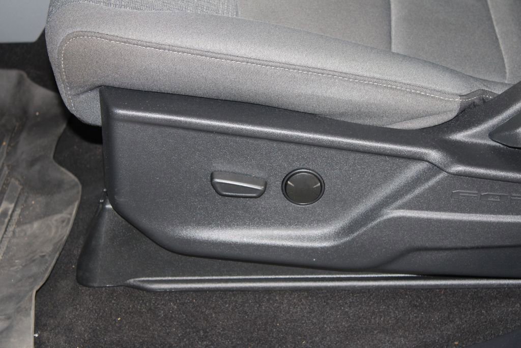 Used 2024 Ford F150 XLT w/ FX4 Off-Road Package image 23