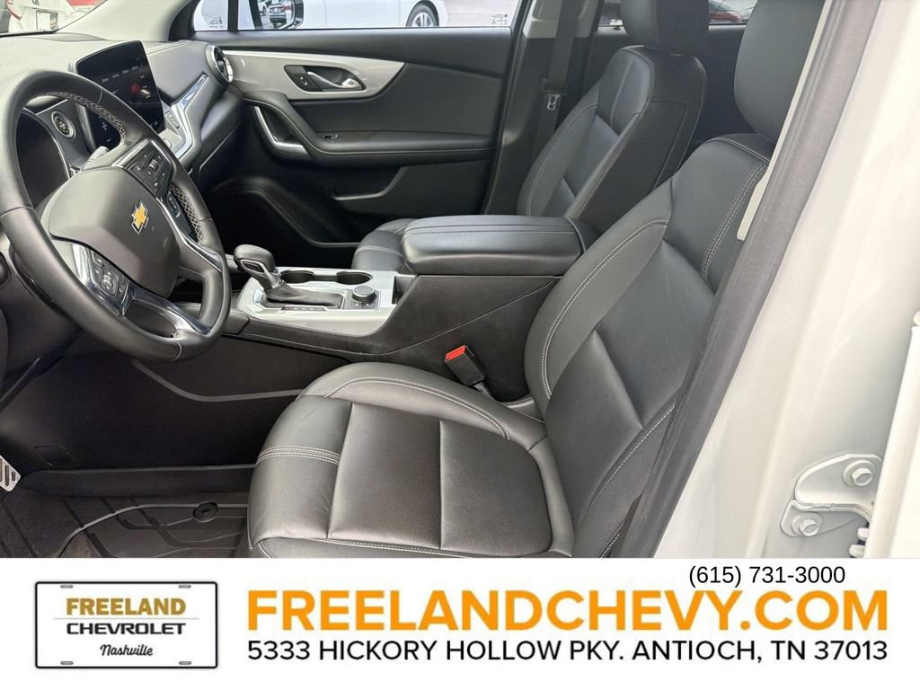 Used 2023 Chevrolet Blazer LT FWD image 22