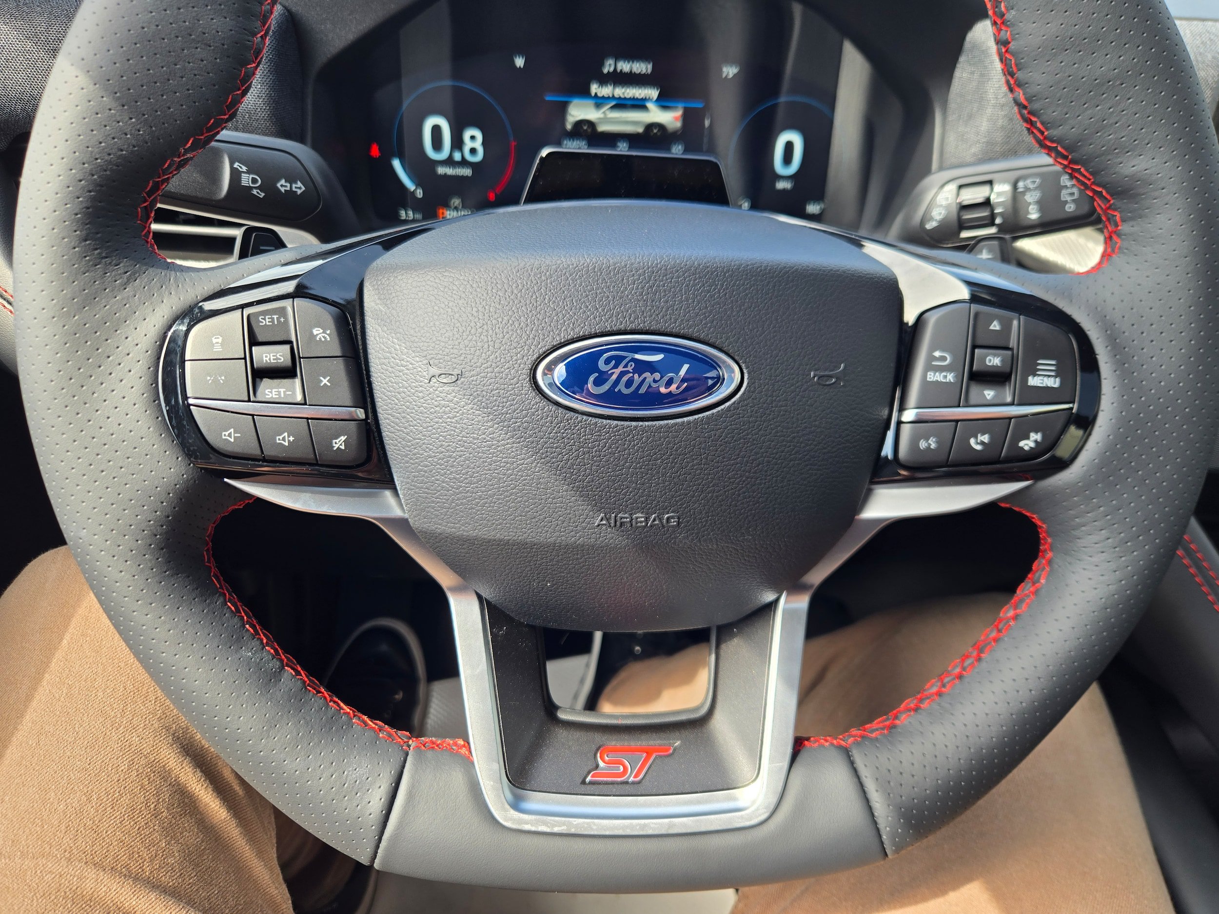 New 2027 Ford Explorer ST w/ Sun And Sound Package AWD/4WD image 18
