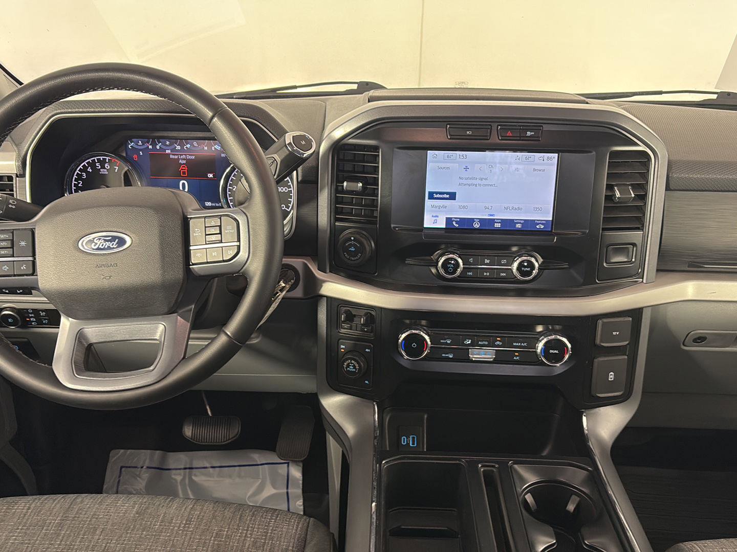 Used 2023 Ford F150 XLT AWD/4WD image 21