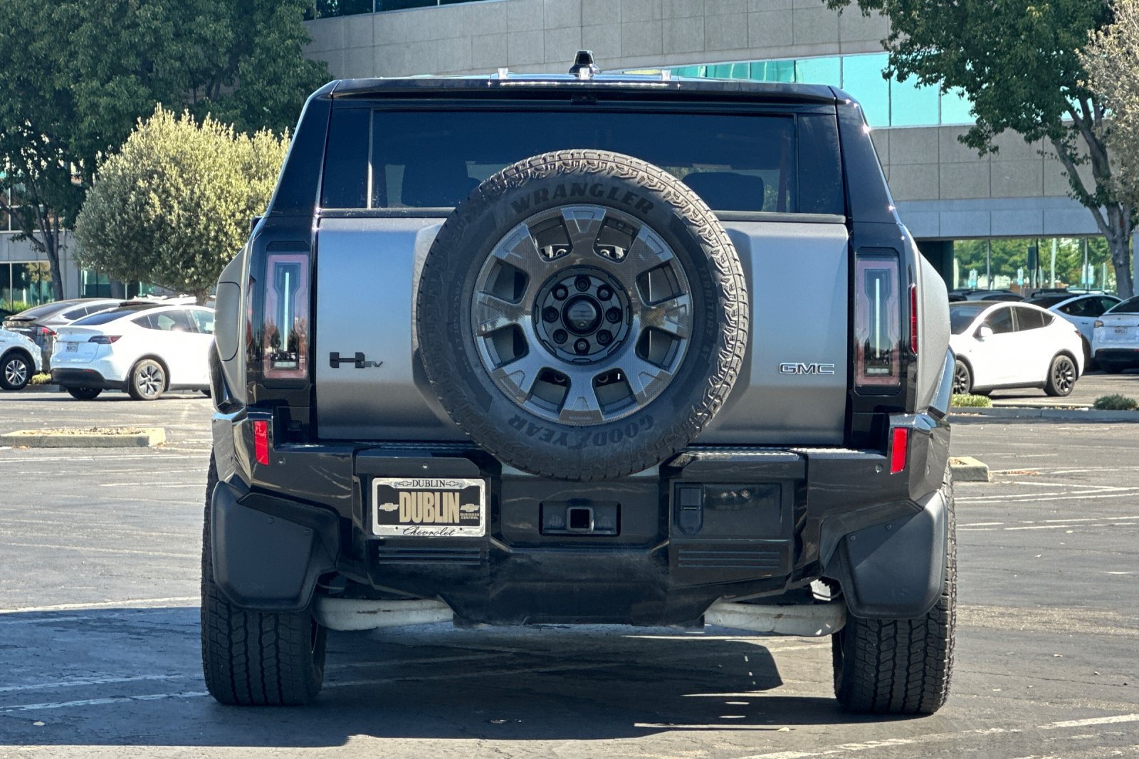 Used 2026 GMC Hummer EV 3X w/ Carbon Fiber Edition Package AWD/4WD image 5