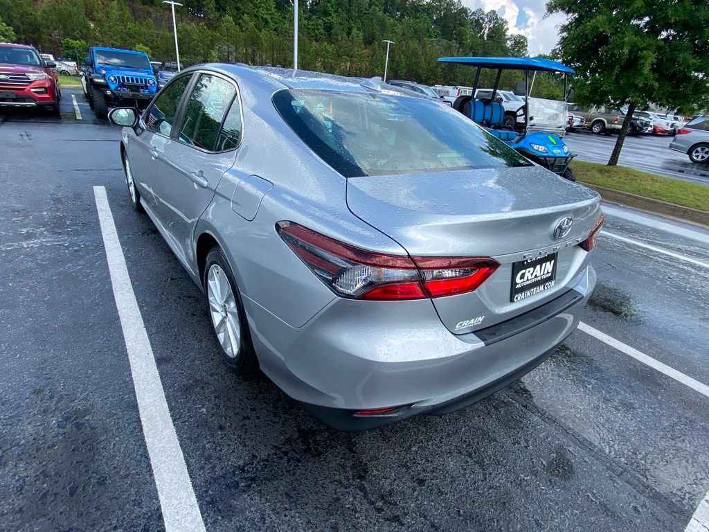Used 2023 Toyota Camry LE FWD image 4