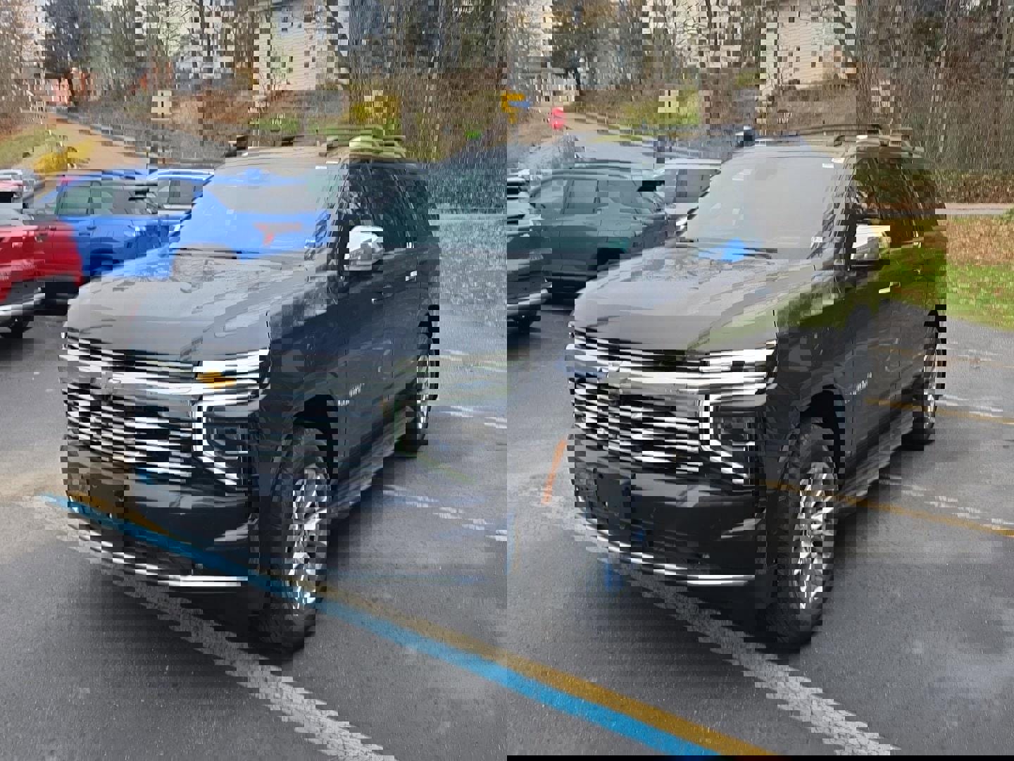 New 2025 Chevrolet Suburban Premier image 5