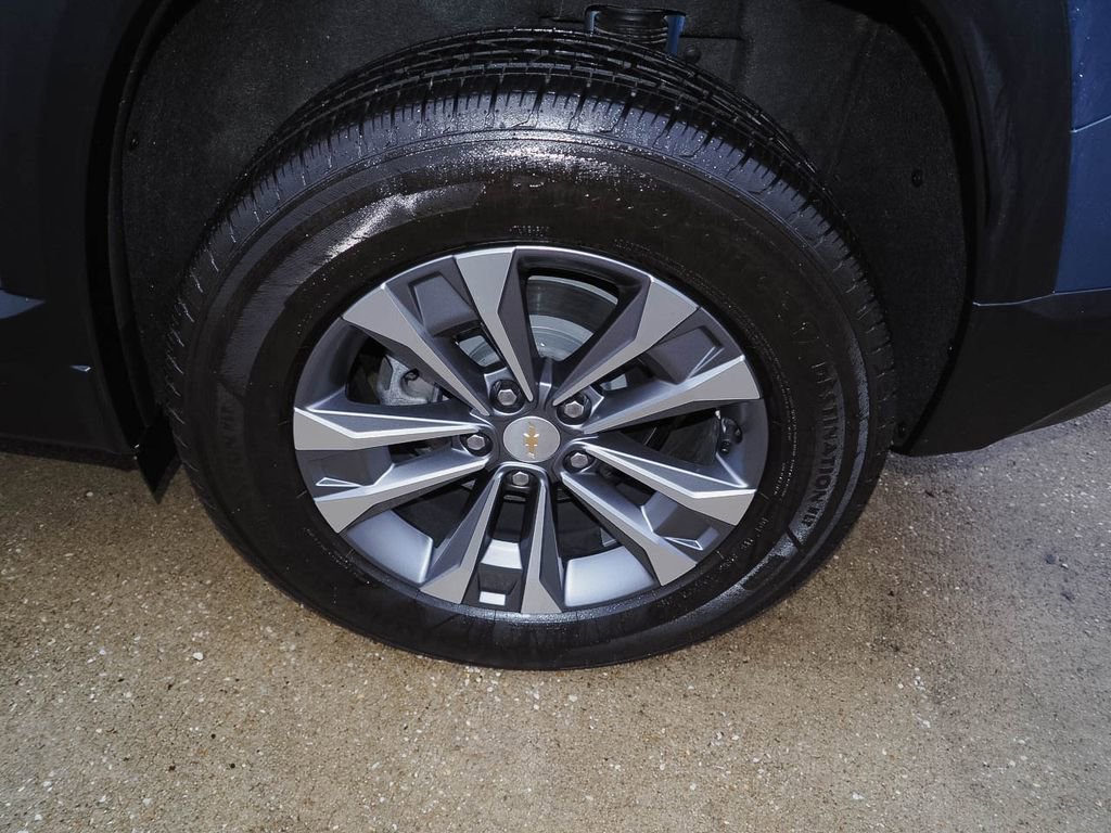 Certified 2025 Chevrolet Equinox LT image 34