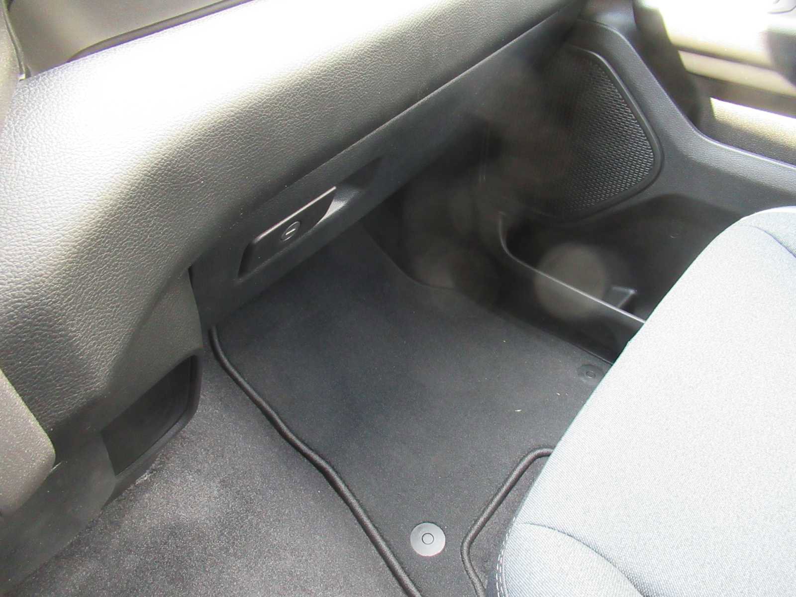 New 2026 RAM 1500 Express image 38