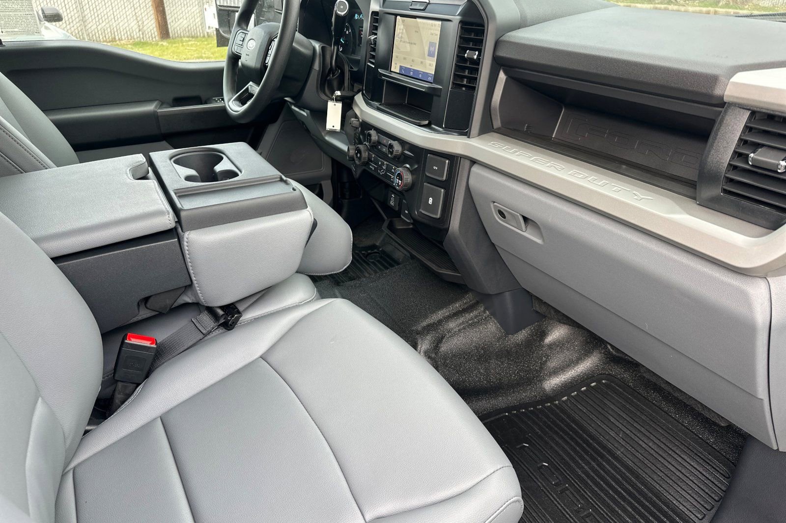 New 2026 Ford F350 XL w/ XL Chrome Package image 16