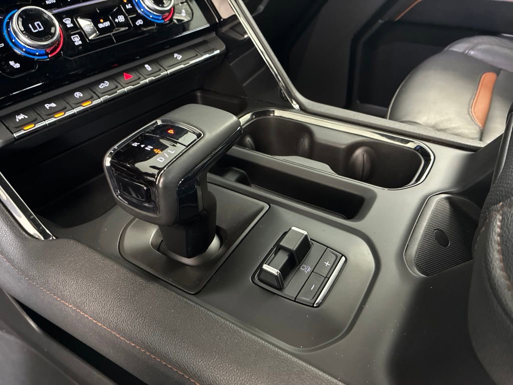 Used 2024 GMC Sierra 1500 AT4 w/ Technology Package AWD/4WD image 30