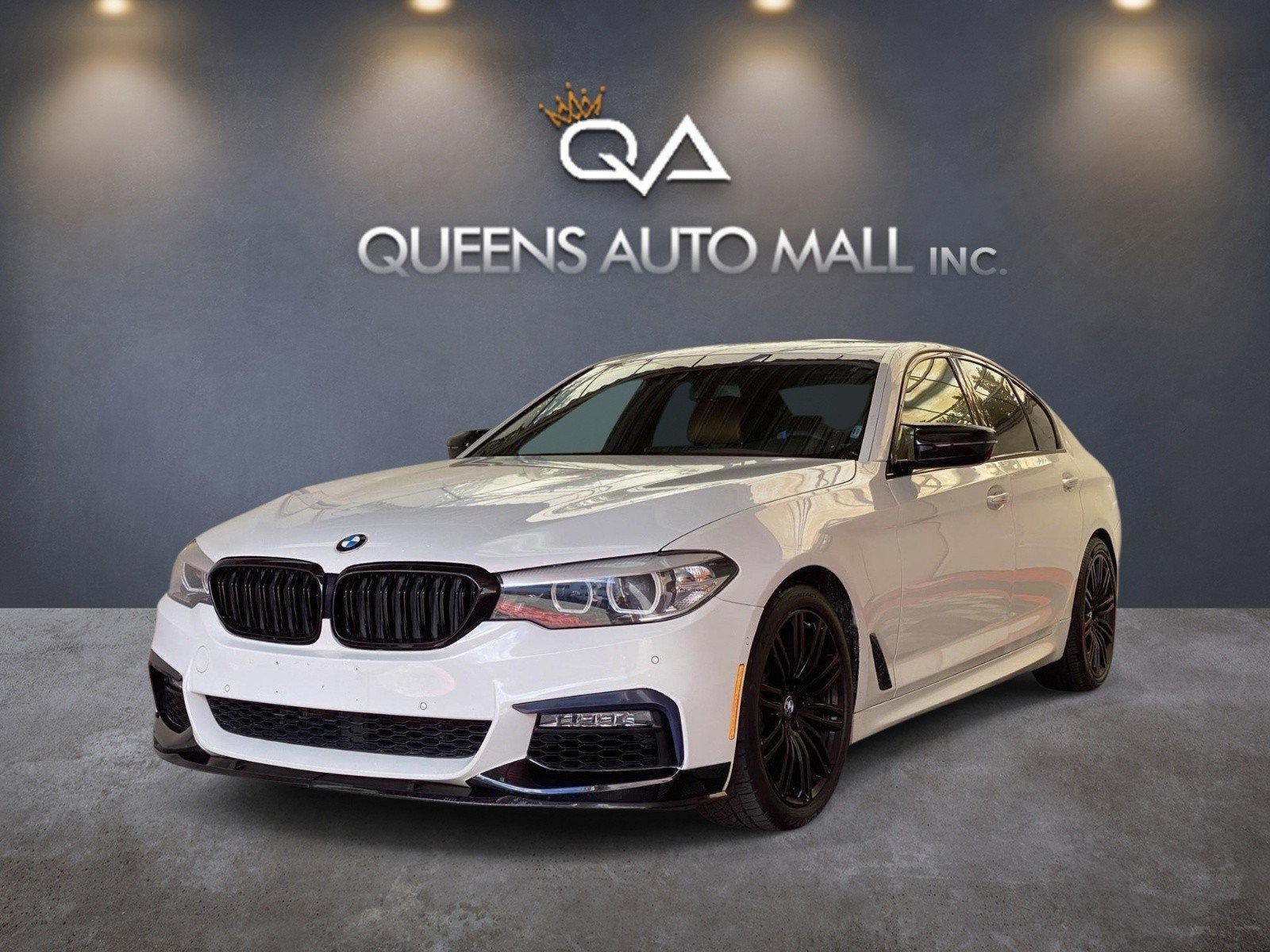 Used 2017 BMW 530i xDrive AWD/4WD image 3