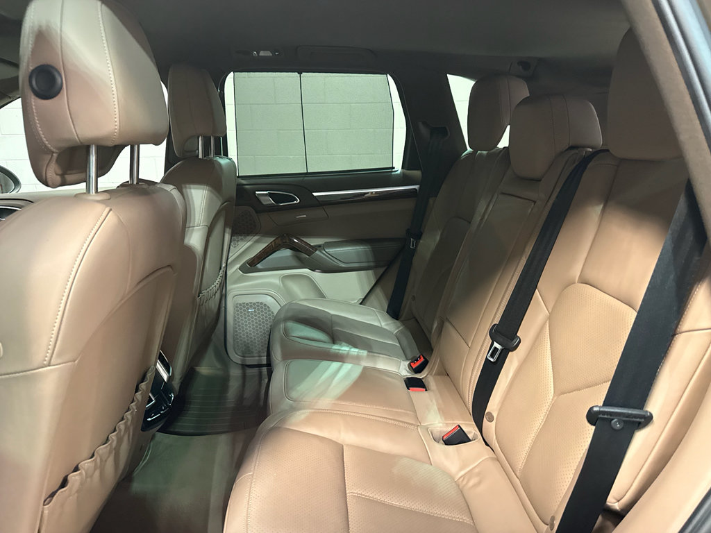 Used 2012 Porsche Cayenne S AWD/4WD image 30