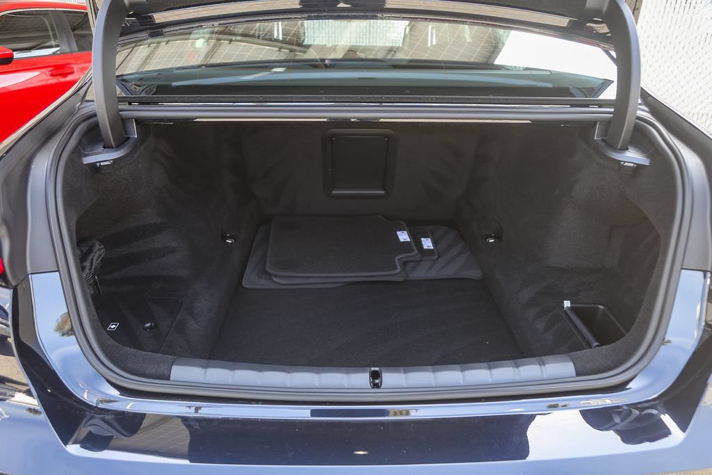 Used 2026 BMW 740i RWD image 22