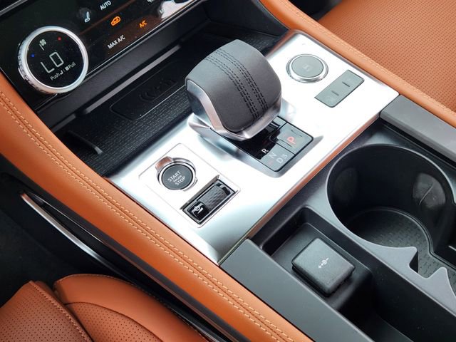 Used 2026 Jaguar F-PACE R-Dynamic S image 19