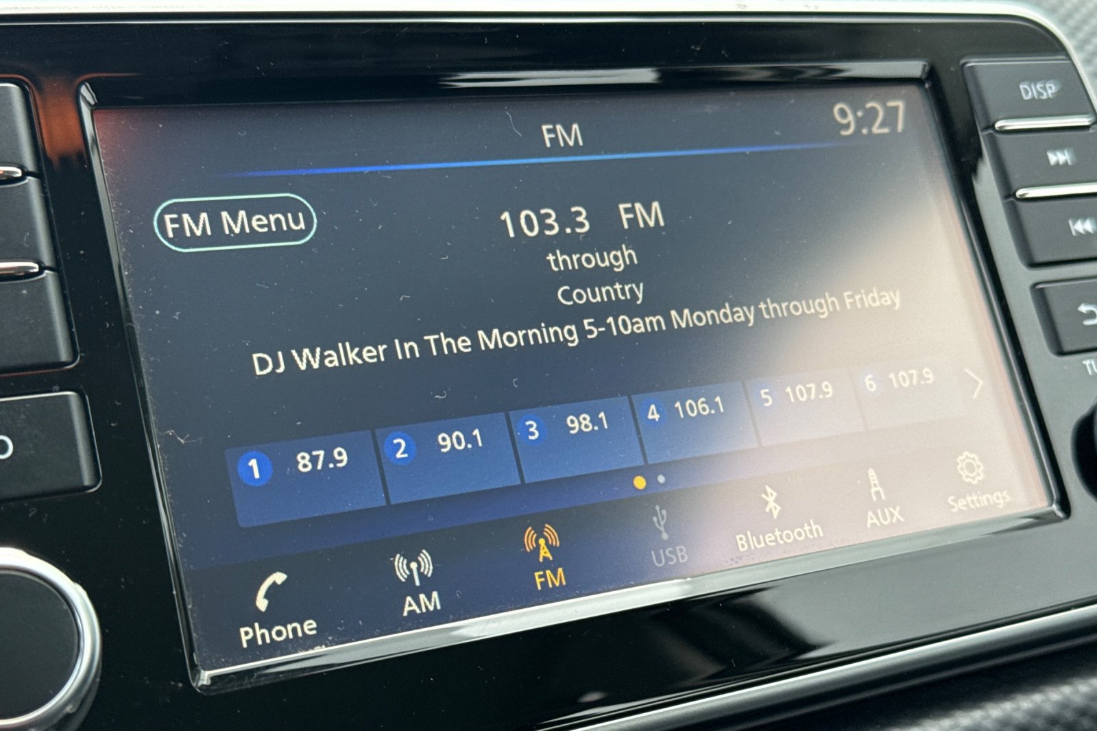 Used 2023 Nissan Kicks S image 18