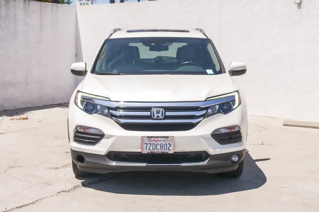 Used 2017 Honda Pilot Elite image 2