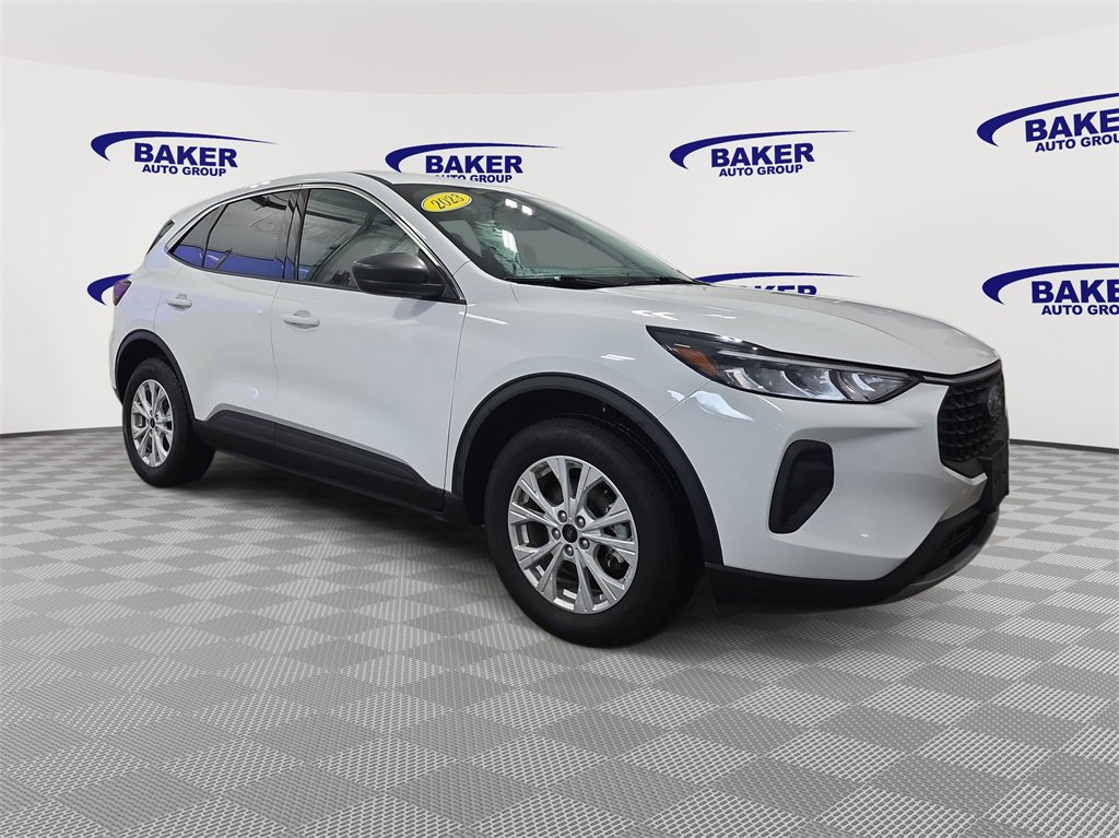 Used 2023 Ford Escape Active w/ Tech Pack #1 image 3