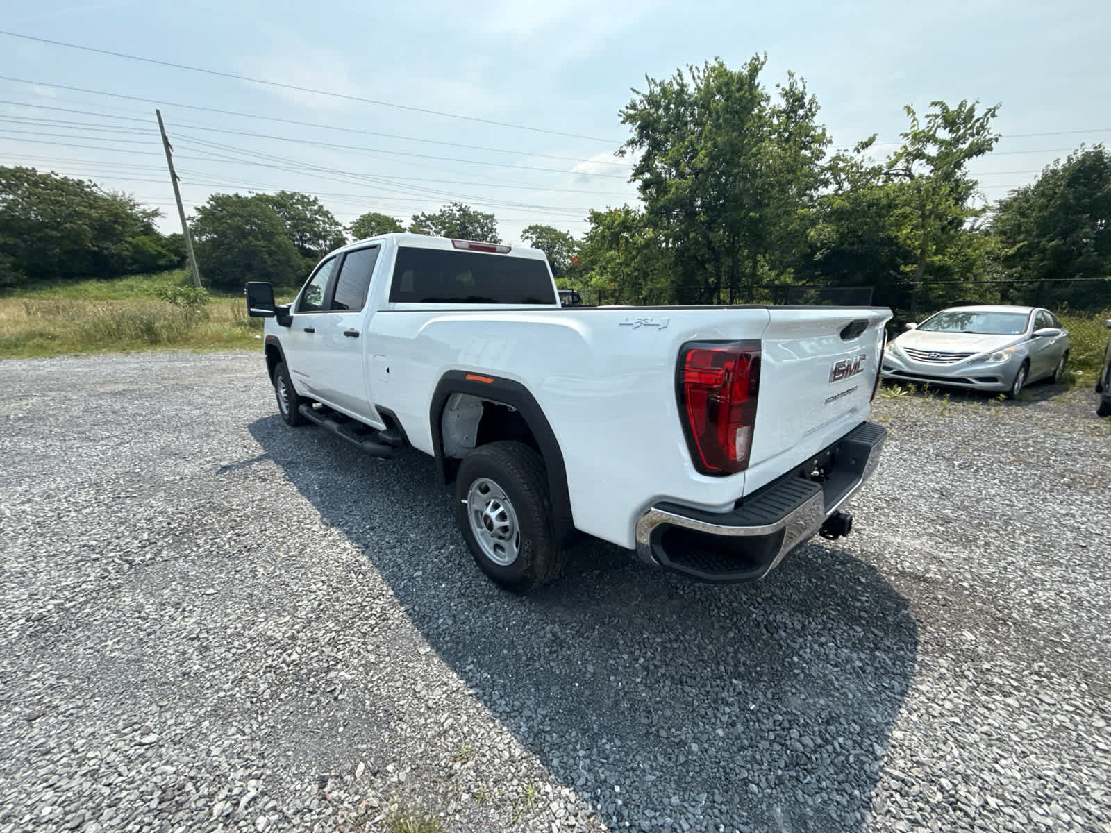 New 2026 GMC Sierra 2500 Pro w/ Convenience Package AWD/4WD image 14
