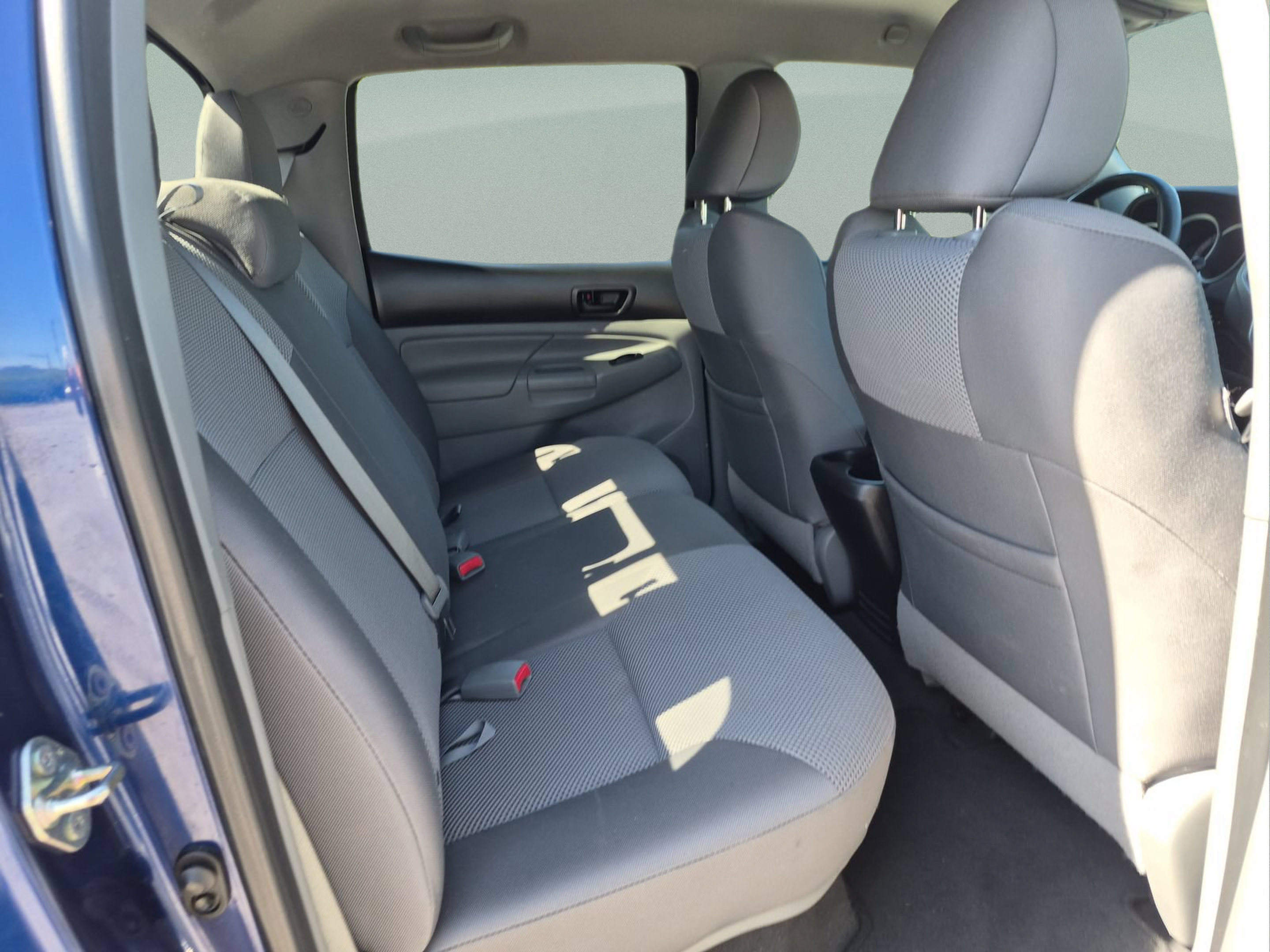 Used 2015 Toyota Tacoma PreRunner RWD image 18