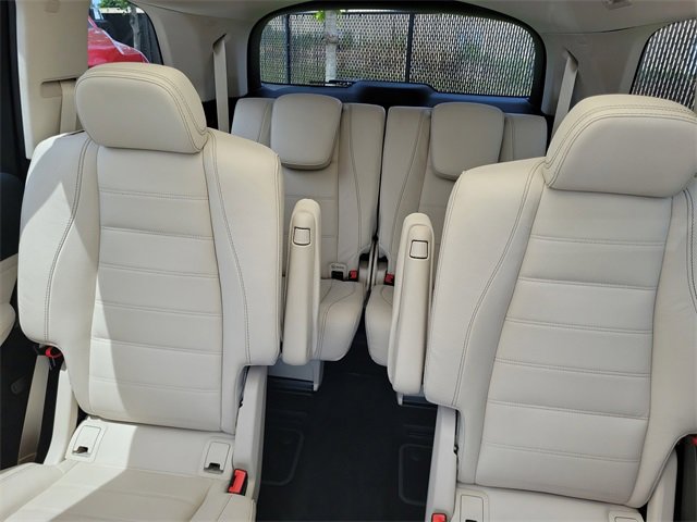 Used 2024 Mercedes-Benz GLS 580 4MATIC image 12