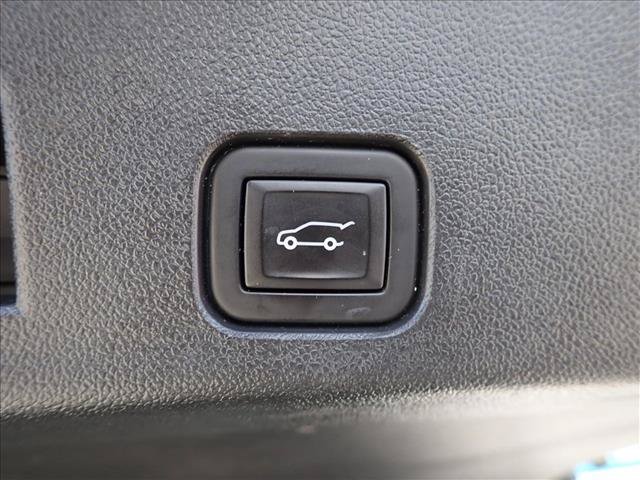 Used 2024 Chevrolet Traverse Z71 w/ Enhanced Driving Package AWD/4WD image 9