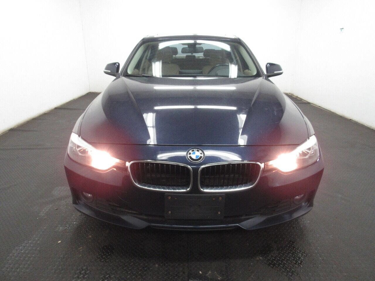 Used 2012 BMW 328i Sedan image 2