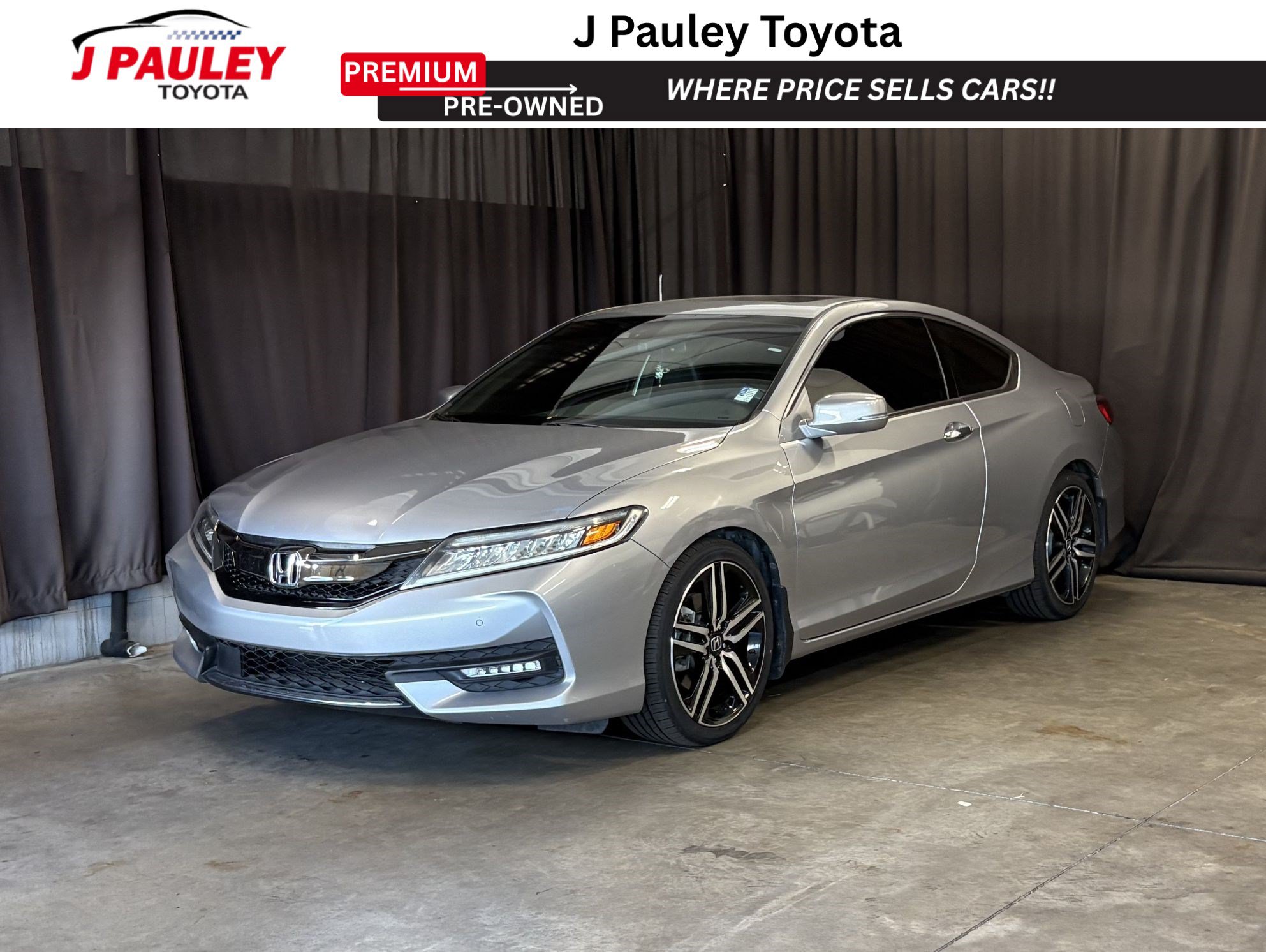 Used 2016 Honda Accord Touring image 1