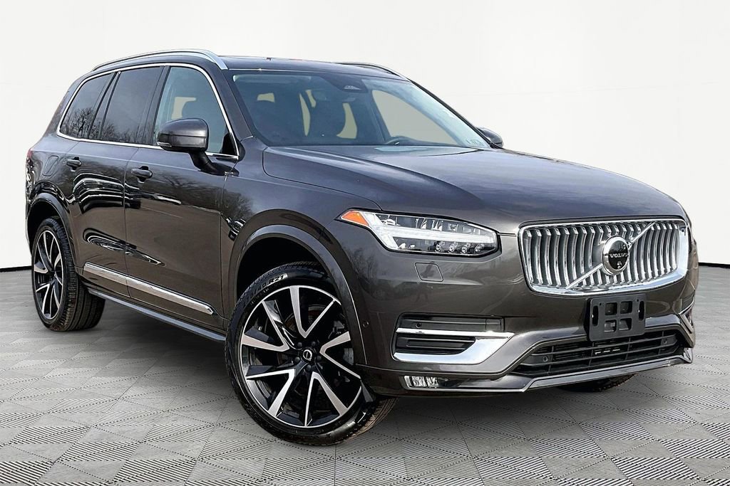 Used 2024 Volvo XC90 B6 Plus w/ Protection Package Premier image 1