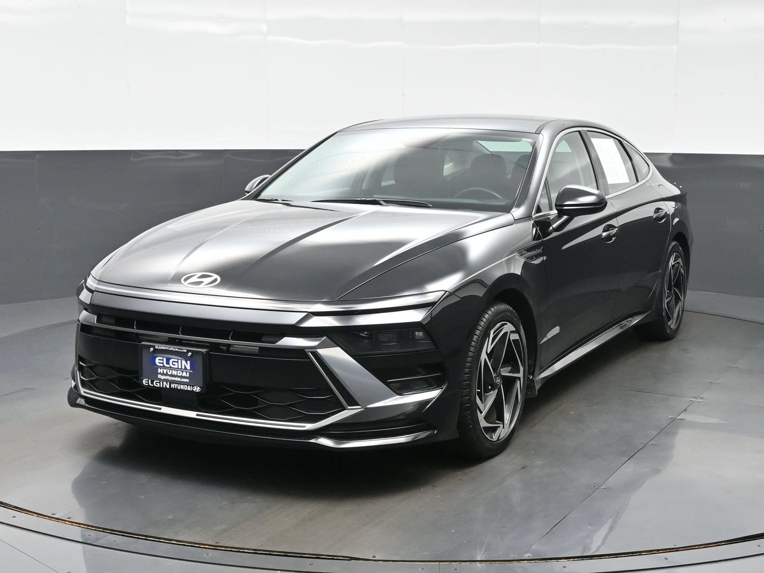 Certified 2026 Hyundai Sonata SEL AWD/4WD image 1